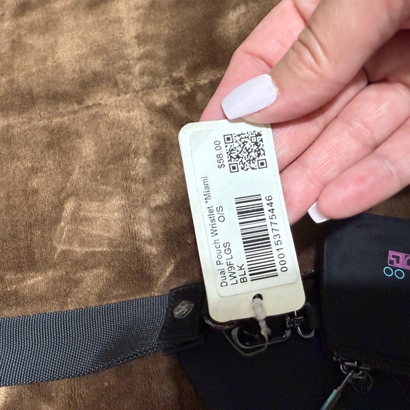 NWT Lululemon Dual Pouch Miami Wristlet and Card Holder - Picture 5 of 8